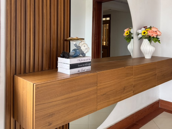Console Unit Utawala | Custom Entrance Console Unit & Feature Wall