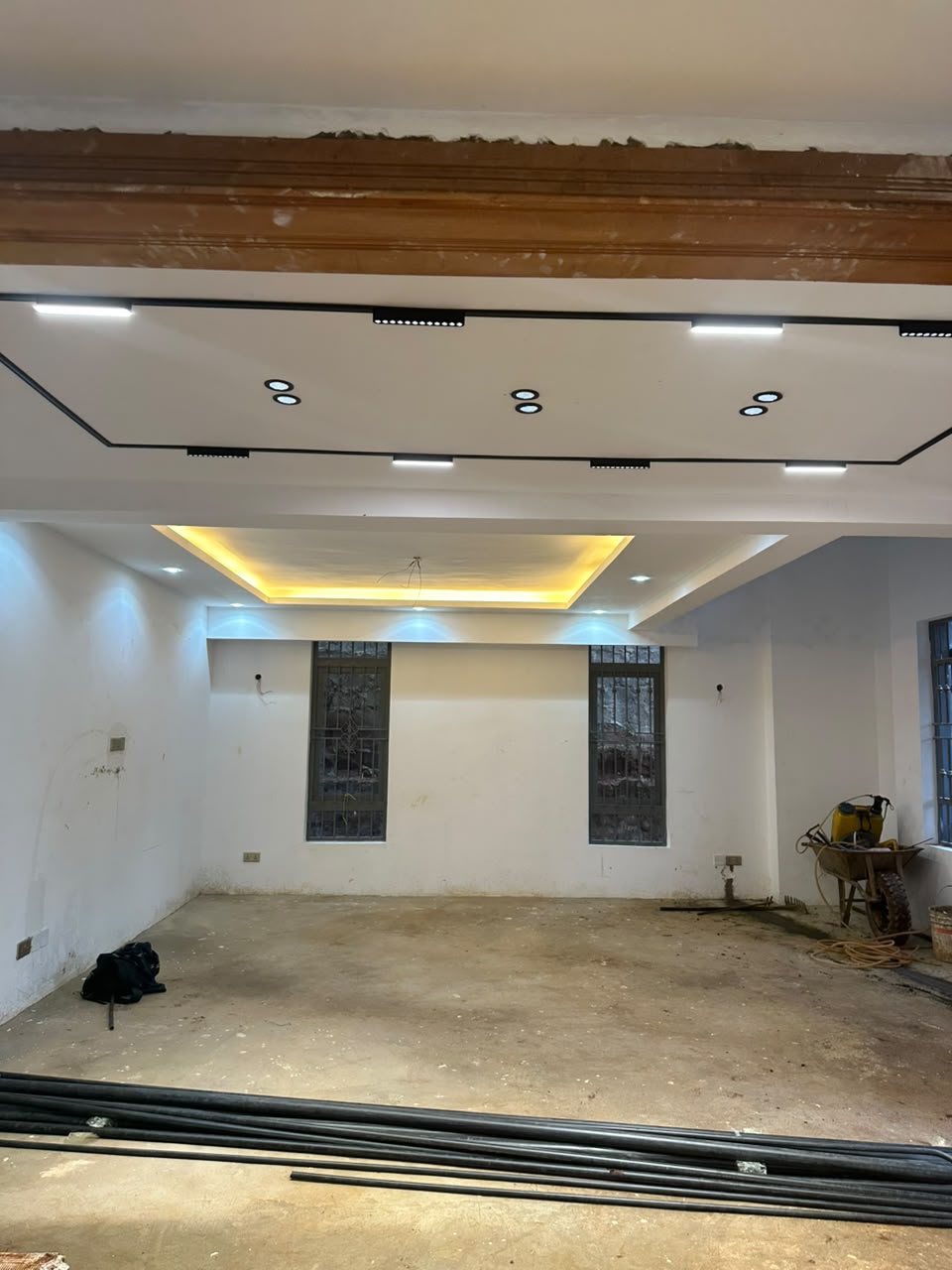 Gypsum Ceiling: Top 10 Benefits of Installing One 1 modern gypsum ceiling design by Prestige Bluestar